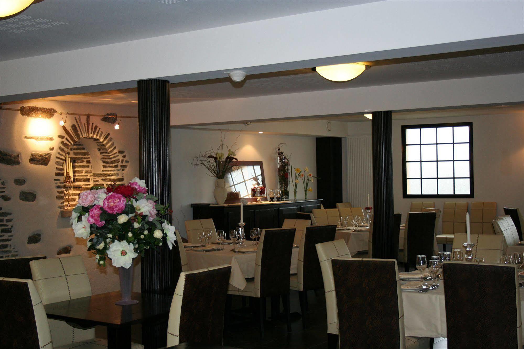 Hotel Ariane & 3*