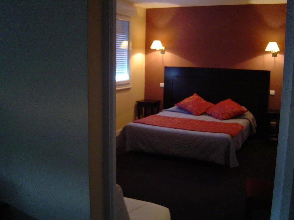 Ariane & Hotel Pontorson